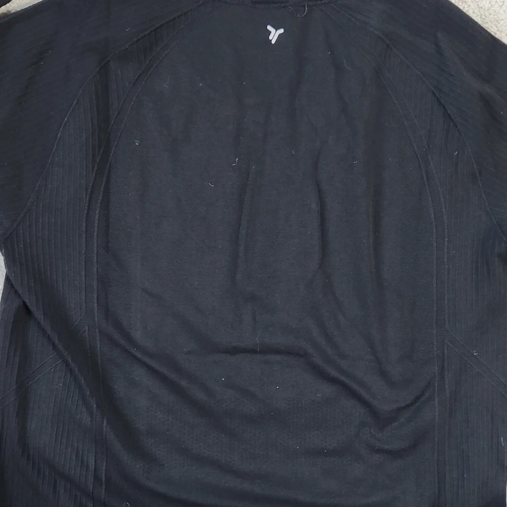 Fitted Athleisure Long Sleeve Crew Neck Black Top - Large NWT